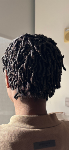 Image of finger coils on natual hair
